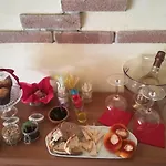 Giulia Apartment *